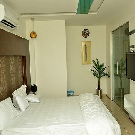 Hotel The Grand Parshwanath Sankeshvar Exterior photo